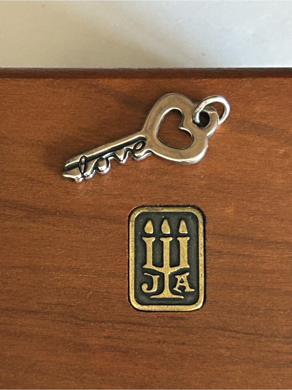 Retired James Avery Love Key Charm🌟